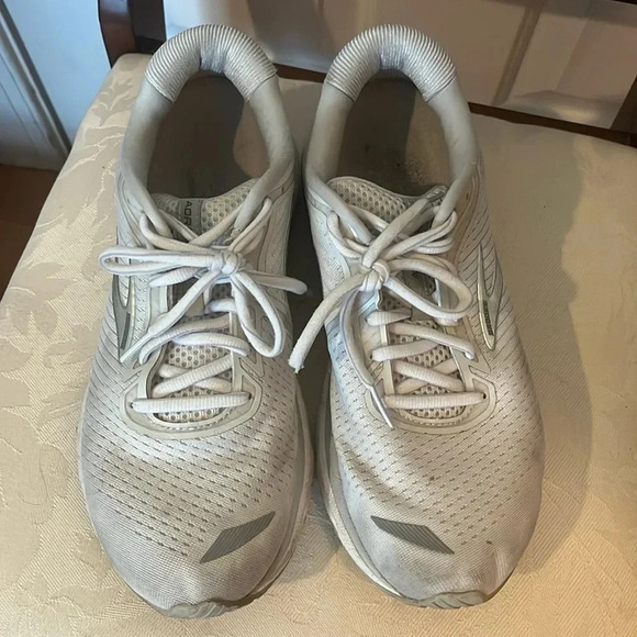 Brooks adrenaline gts 20 women’s running shoes size 9.5 white - Picture 1 of 5